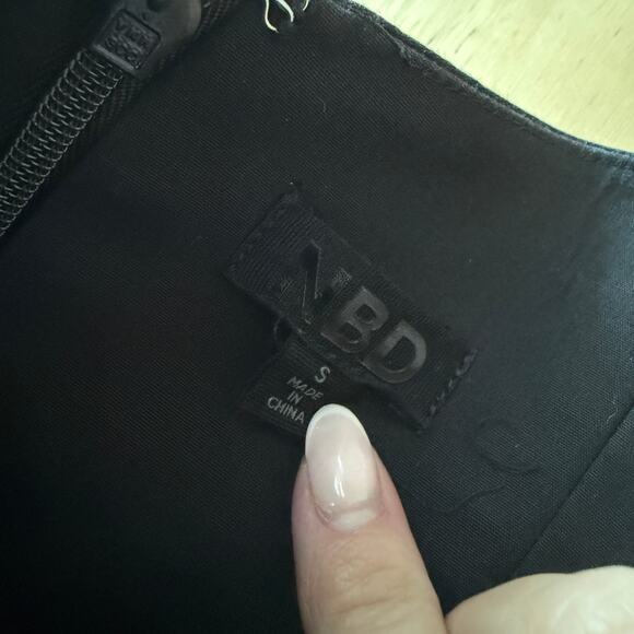 NBD Wisteria Gown - Picture 4 of 4